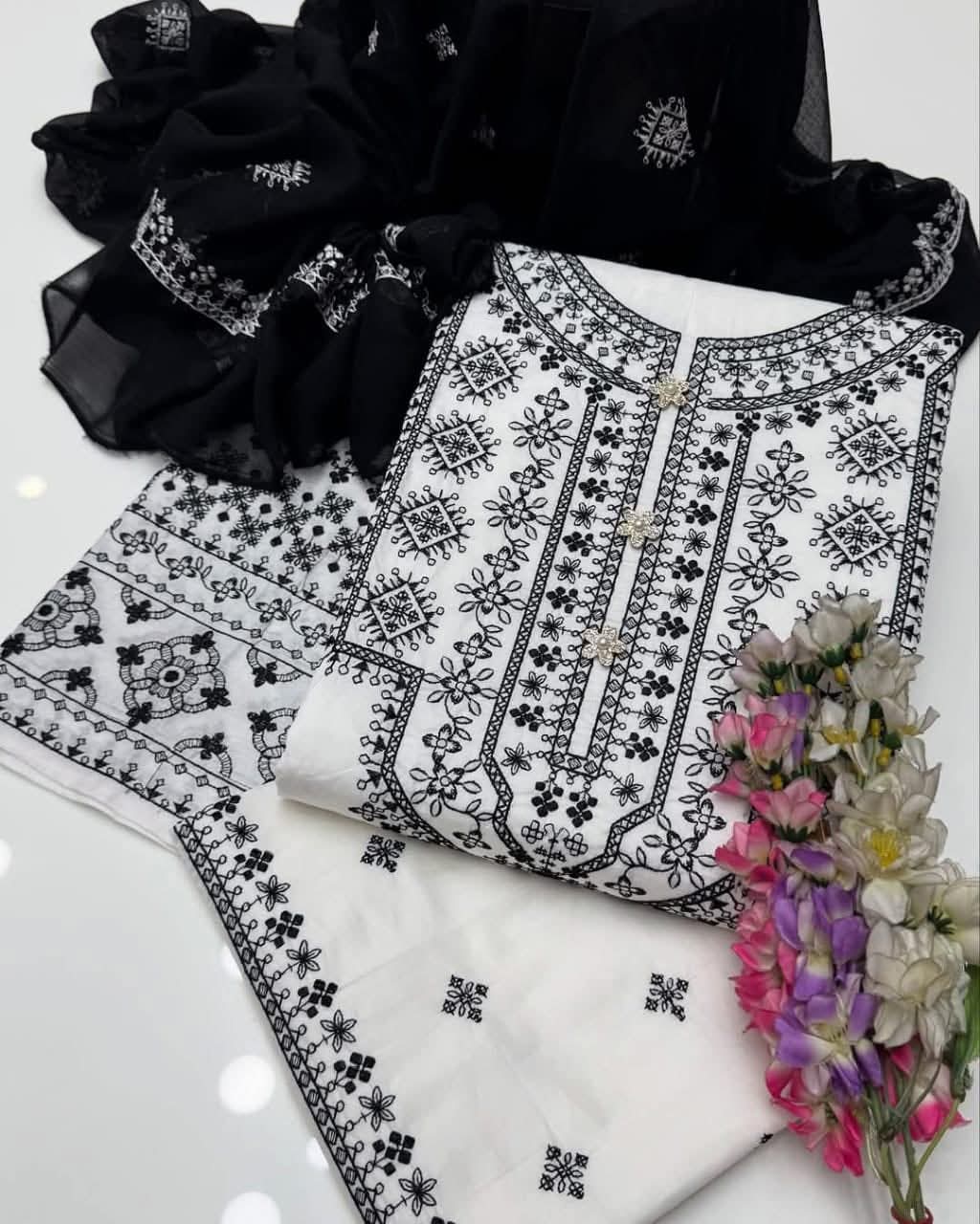 Premium Embroidered 3 Piece Lawn Suit