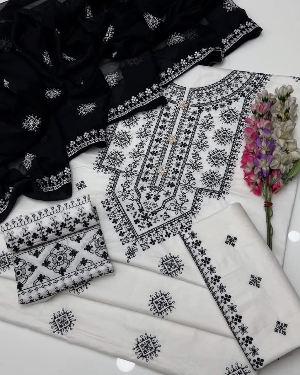 Premium Embroidered 3 Piece Lawn Suit